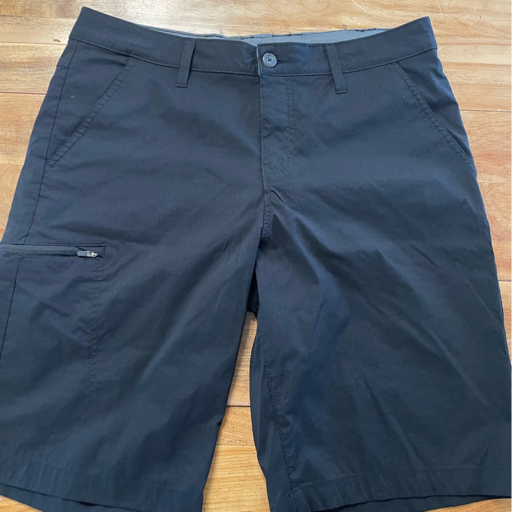Weatherproof vintage trail shorts 34” NWOT